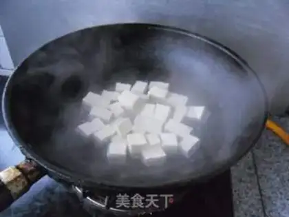 Make Precious red oil tofu step 2