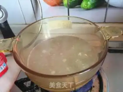 Make Three fresh fan soup step 0
