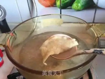 Make Three fresh fan soup step 2