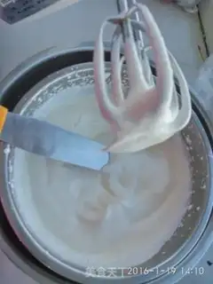 Make Chocolate roller cake step 14