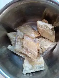 Make Jell-O fish step 6
