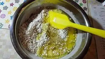 Make Oatmeal pretzels step 2