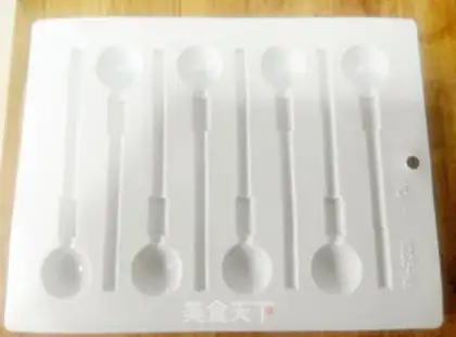 Make Crystal lollipop step 2