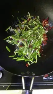 Make Soccer bean sprouts step 3