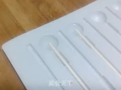 Make Crystal lollipop step 13