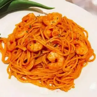Make Tomato shrimp pasta step 11