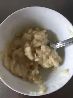 Make Banana chocolate marfin step 2