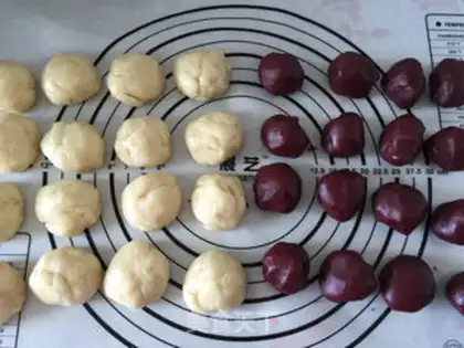 Make Red bean souffle step 2