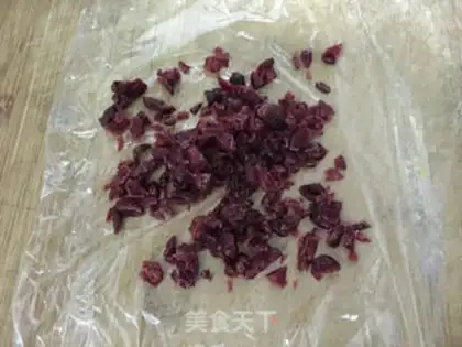 Make Cranberry balls step 7