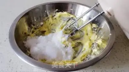 Make A little fun button cookie step 2