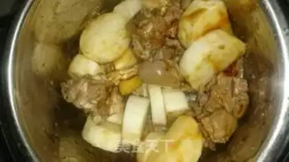 Make Roach and lamb stew step 3