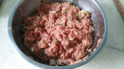 Make Double black pepper pork burger step 10