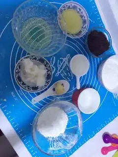 Make Red soufflé step 0