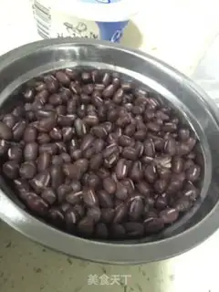 Make Coconut juice, three-coloured simil step 0