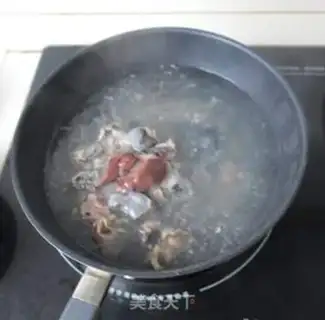 Make Pork soup step 1