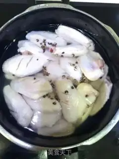 Make Secret chicken wings step 1