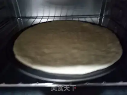 Make Seafood pizza step 2