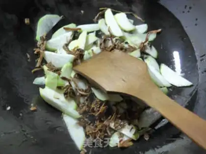 Make Plum-crunch and guacamole step 3