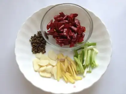Make Spicy fish step 1
