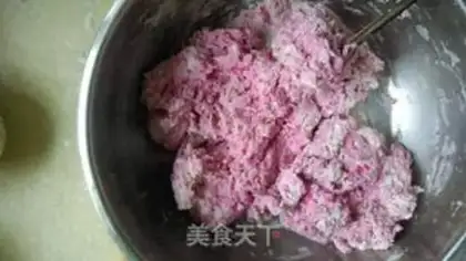 Make Rose roller step 4