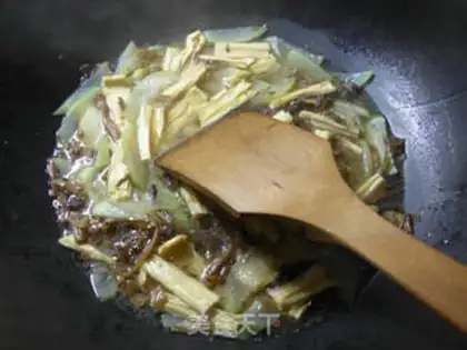 Make Plum-crunch and guacamole step 8