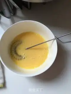 Make A thick egg intestines step 0