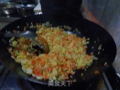 Make Five eggs of fried rice step 8