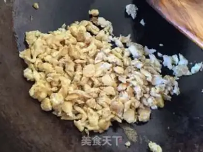 Make The egg and pork dumplings step 4