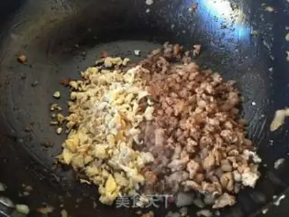 Make The egg and pork dumplings step 5