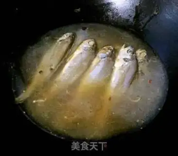 Make The family yellowfish step 6