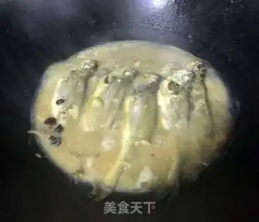 Make The family yellowfish step 7