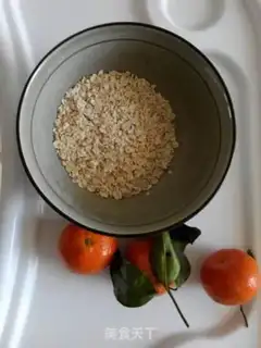 Make Orange oatmeal step 0