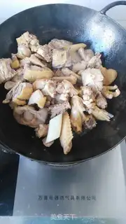 Make Clear the chicken soup step 2