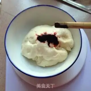 Make Plum buns step 4