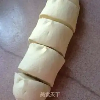 Make Plum buns step 7