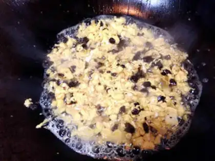 Make Onion beans, egg and rice step 4