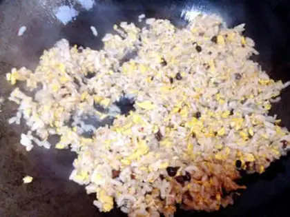 Make Onion beans, egg and rice step 5