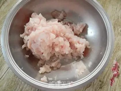 Make Clear the soup fish balls step 5