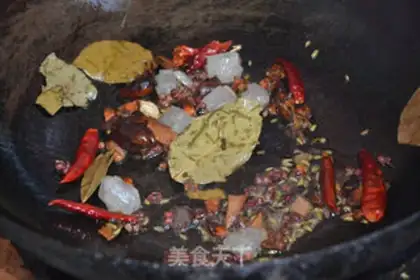 Make Red burning pig hoof step 6