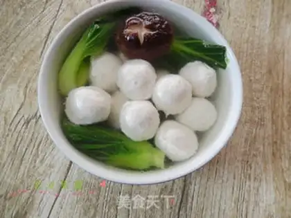 Make Clear the soup fish balls step 13