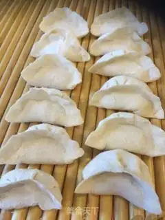 Make Pork dumplings step 7