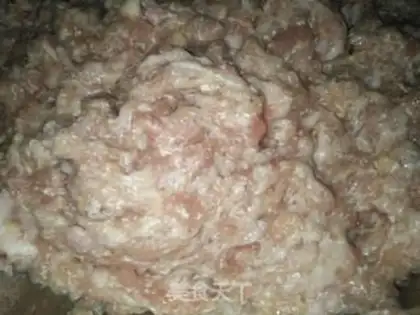Make Horseshoe meat dumplings step 2