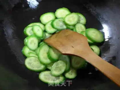 Make Salt and cucumber step 2
