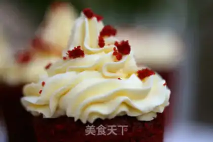 Make Red velvet cupcakes step 24