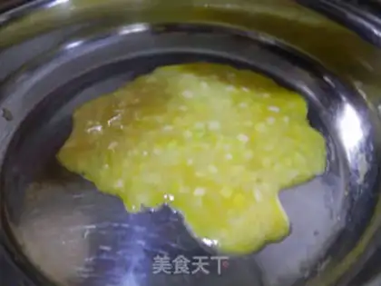 Make A yellow eggcake step 4