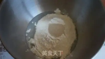 Make Cinnamon apple rich fish step 1