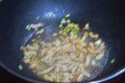 Make A melon with fried meat step 6