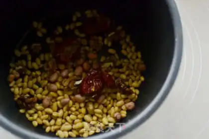 Make walnut date soy step 2