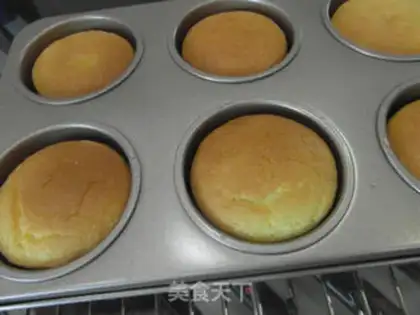 Make Cup of cake fruit step 6