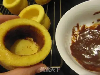 Make Cup of cake fruit step 7